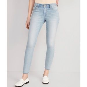 Old Navy Mid-Rise Rockstar Super Skinny Cut-Off Ankle Jeans, size 16